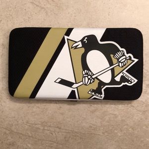 Pittsburgh Penguins snap wallet